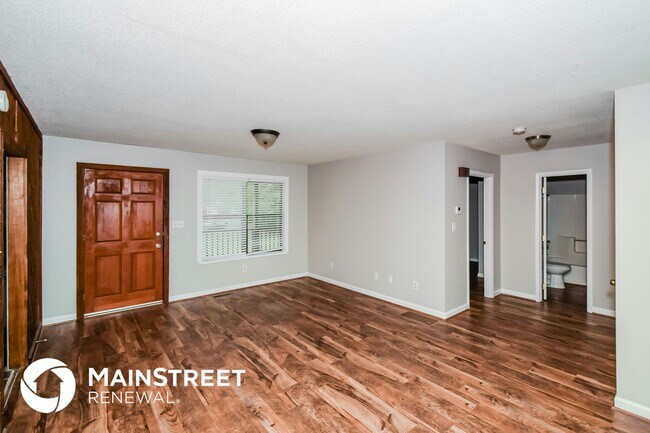 Foto del edificio - 5084 Shady Crest Rd