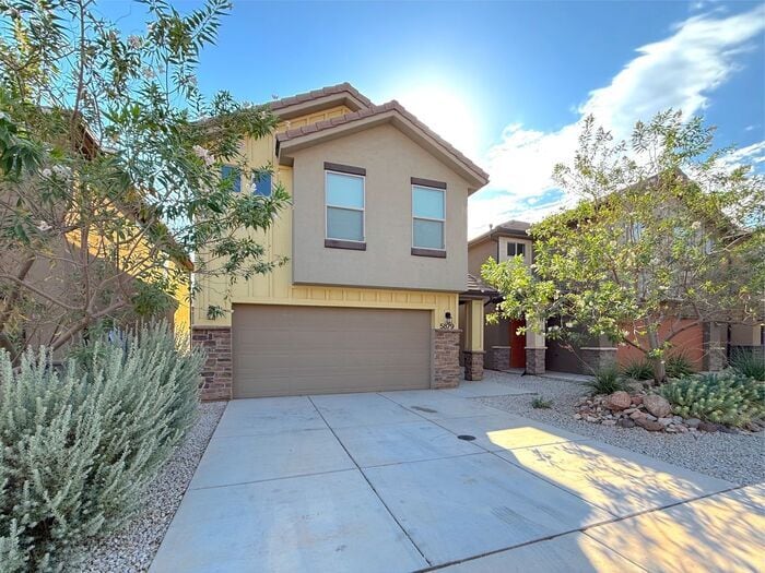 Primary Photo - 4 Bed, 2.5 Bath Home with 2 Car Garage