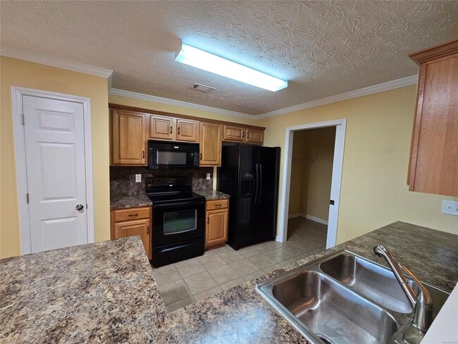 Building Photo - 8701 Will Newton Dr