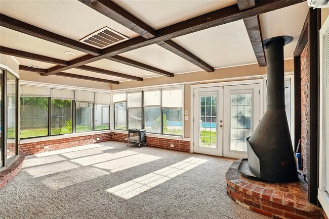 Foto del edificio - 6005 Kingston Rd
