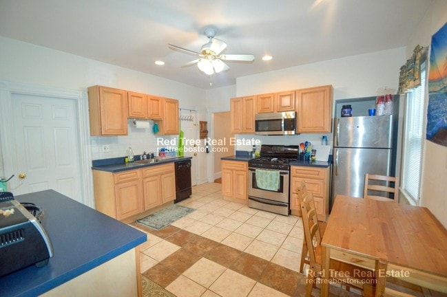 Photo - 201 Hillside St Apartment