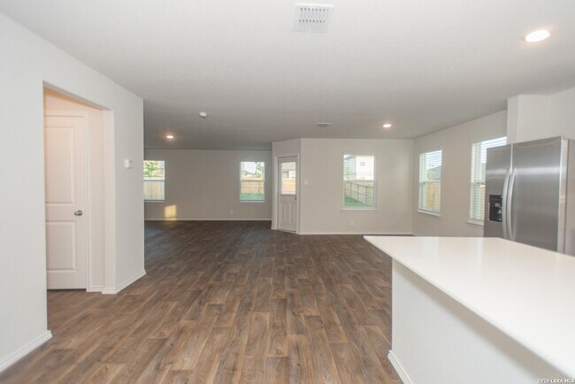 Building Photo - 14743 Clay Rdg Run