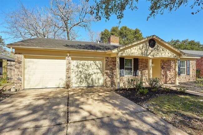 Building Photo - 12314 Whittington Dr