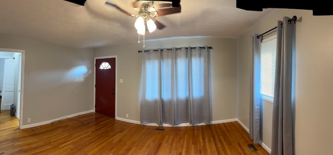 Foto del edificio - 1520 Kilbourn St