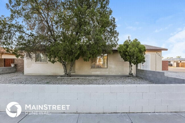 Building Photo - 4301 N 59th Ave