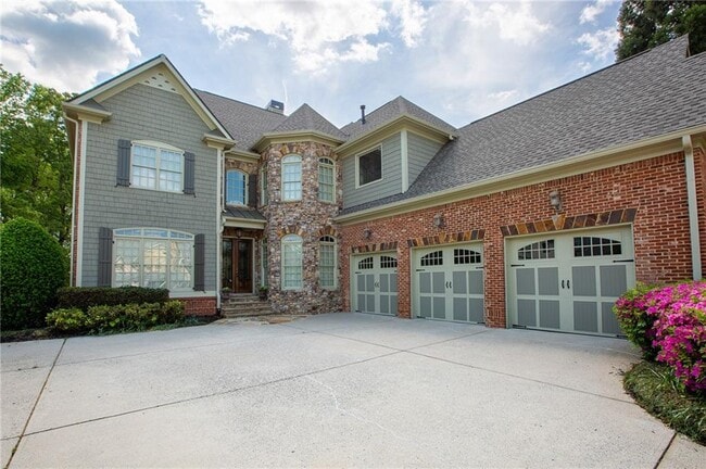 Foto del edificio - 2360 Manor Creek Ct