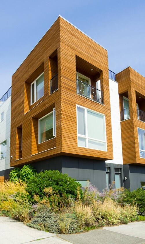 Foto principal - 3 bedroom in Seattle WA 98107