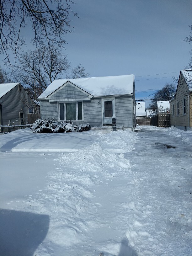 34020 Harroun St, Wayne, MI 48184 House Rental in Wayne, MI