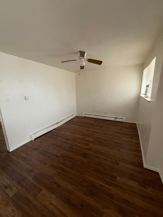 Building Photo - 13KNO3839