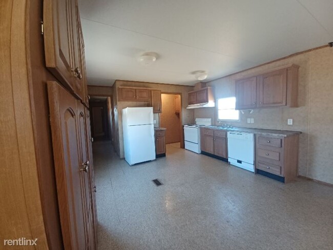 Building Photo - 3 br, 3 bath Mobile Home - 5609 Red Hawk Cir