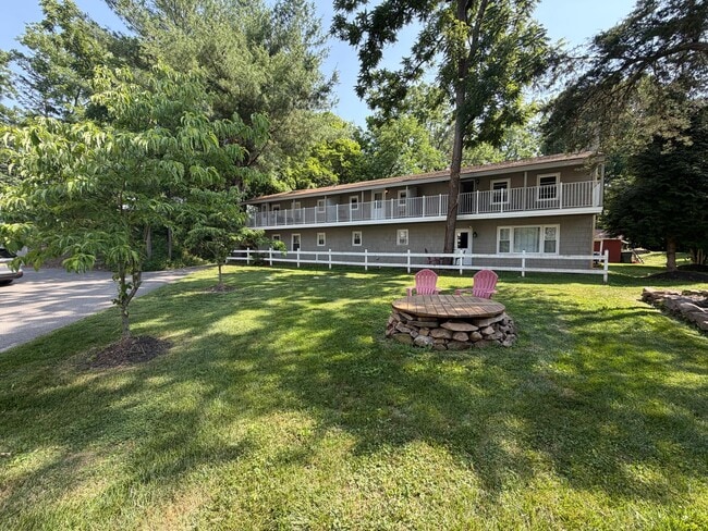 Building Photo - 4 Stockton Sergeantsville Rd