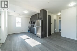 Building Photo - 107 Victoria Ave N