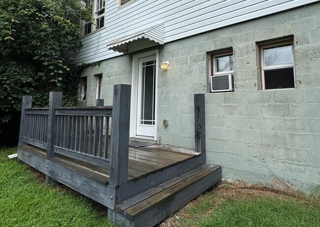 Foto del edificio - 838 W Beverley St
