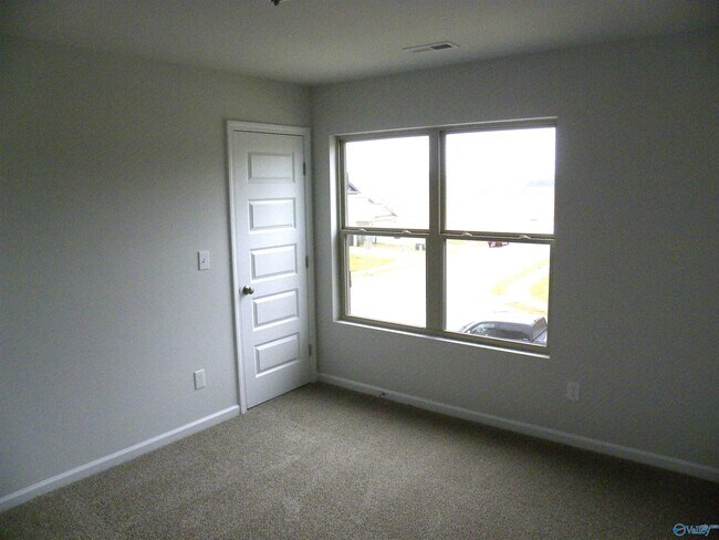 Building Photo - 14646 Ravenel Dr