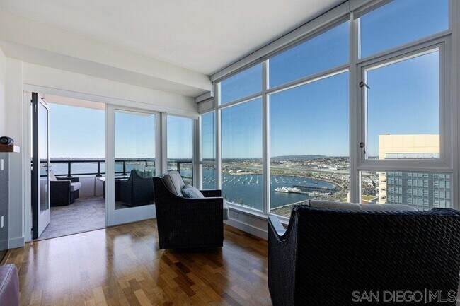 Building Photo - 1205 Pacific Hwy