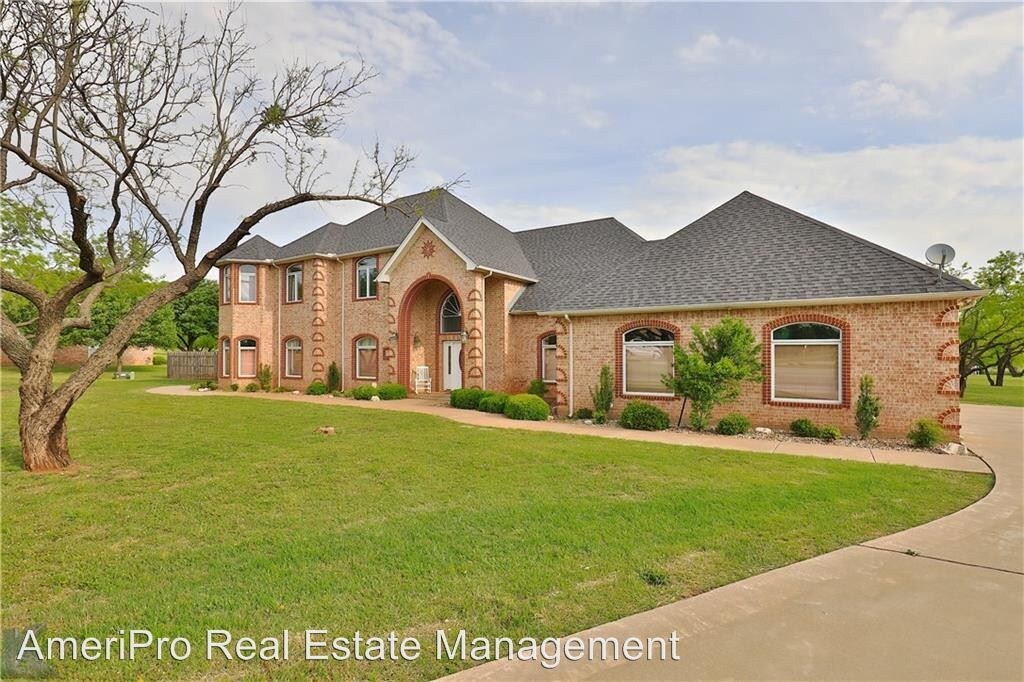 Primary Photo - 4 br, 4 bath House - 7850 Saddle Creek Rd