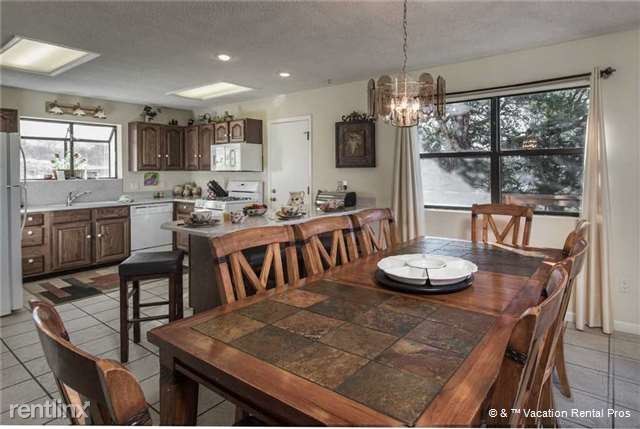 Foto del edificio - 110 Willie Horton Dr