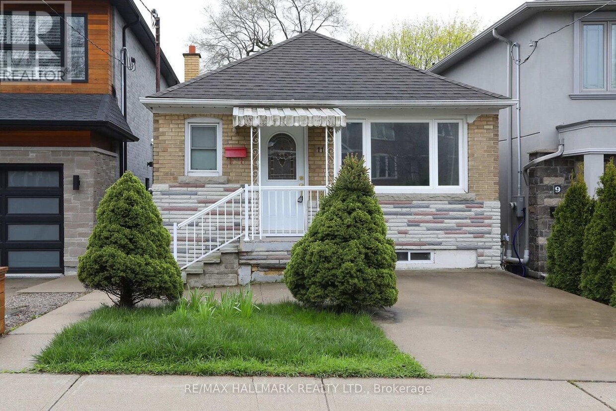 Primary Photo - 11 Adair Rd