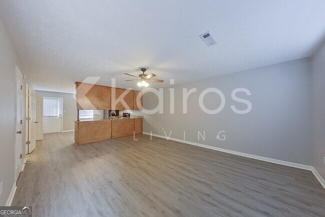 Foto del edificio - 160 Deer Pkwy