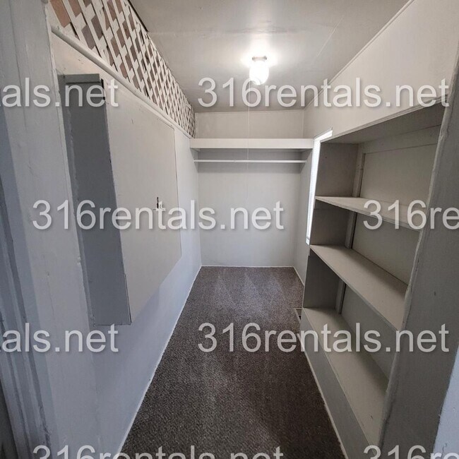 Foto del edificio - $825 - 2 bed 1 bath - Single Family Home