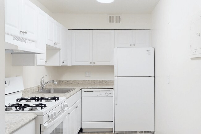 Foto del edificio - 51 Keys Dr