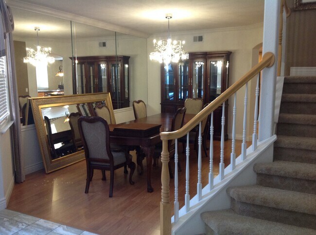 Foto del edificio - 485 Higgins St