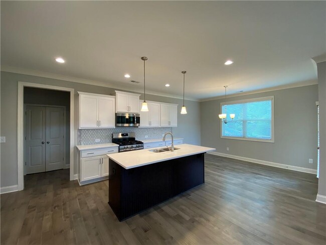 Building Photo - 361 Kenmure Ct
