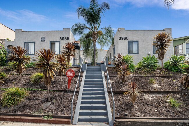 Foto del edificio - 3956 W 27th St