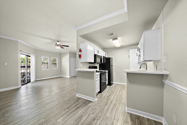 Building Photo - Stylish Apartments Designed for You