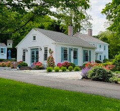 Building Photo - 2 Grove St Building Photo - 2 Grove St