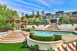 Building Photo - 5617 Colodny Dr