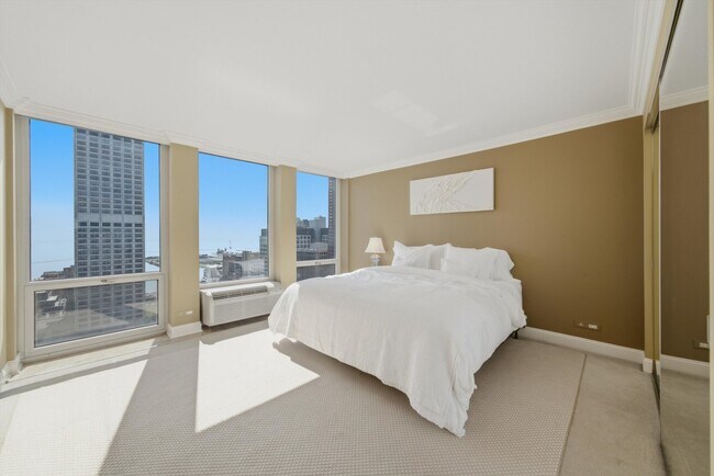 Foto del edificio - 111 E Chestnut St