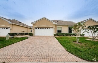 Building Photo - 2530 Tottenham Dr