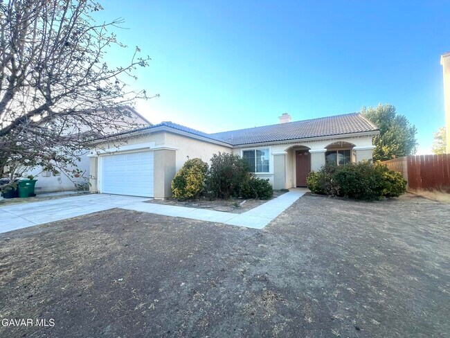 Foto del edificio - 2535 E Norberry St