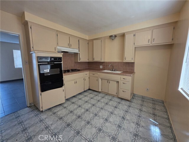 Foto del edificio - 834 S Greenwood Ave