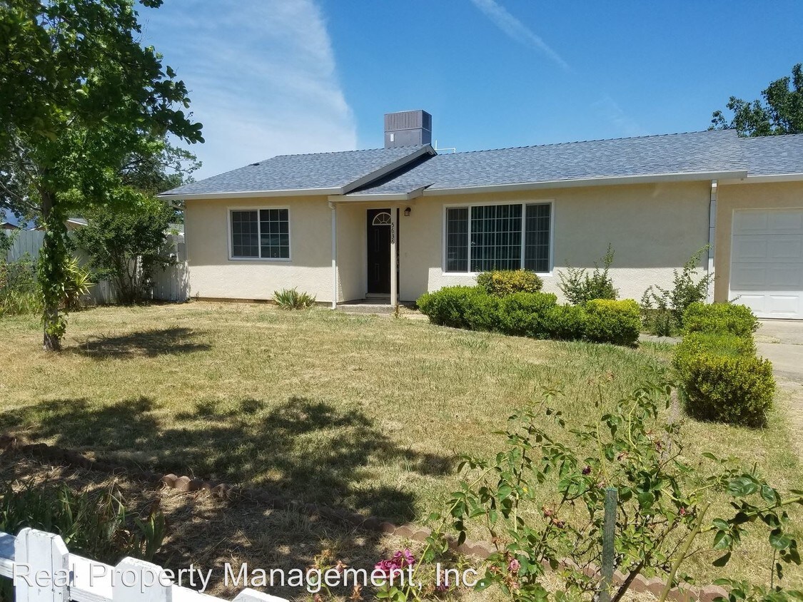 Foto principal - 5636 Mountain View Dr