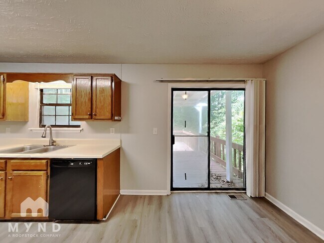 Foto del edificio - 2682 Winding Creek Dr