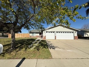 Building Photo - 1423 Buckskin Dr