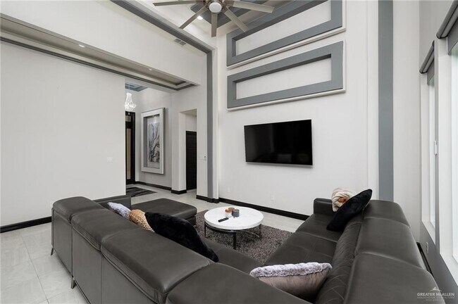 Foto del edificio - 5103 N Mockingbird Ave