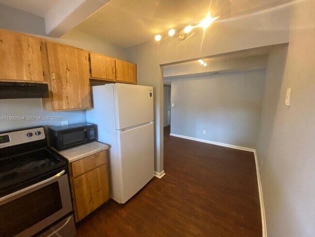 Foto del edificio - 1045 S Flagler Ave