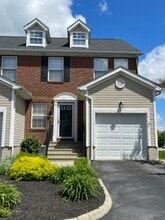 Building Photo - 2680 Sawmill Reserve Dr