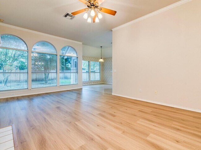 Foto del edificio - Hunters Chase Subdivision / Northwest Austin / 3 bedrooms, 2 baths / One Story / Round Rock Schools