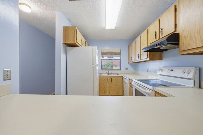 Foto del edificio - 506 Glenwood Dr