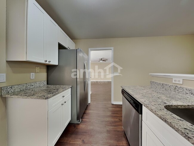 Building Photo - 815 Turmeric Ln