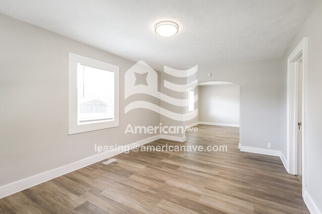 Foto del edificio - 2126 Dequincy St