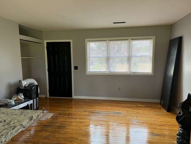 Building Photo - 7891 Pegler Blvd