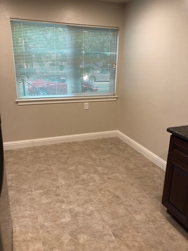 Foto del edificio - 3210 Myles Ct