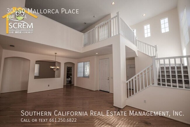 Building Photo - Four Bedroom Castaic Home with Loft and Of...