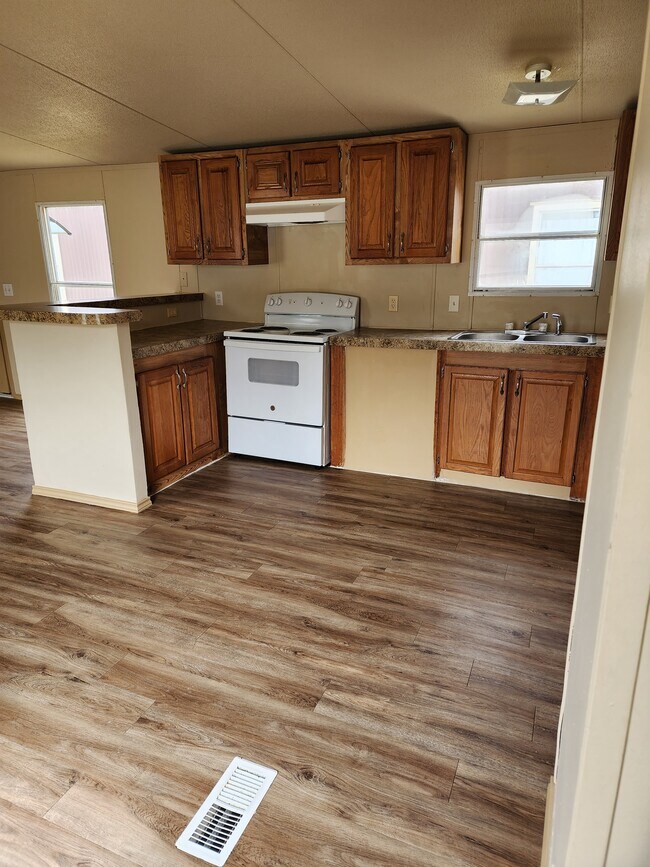 Foto del edificio - 31365 Wisteria Rd