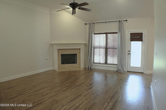 Photo - 146 Tradition Pkwy House